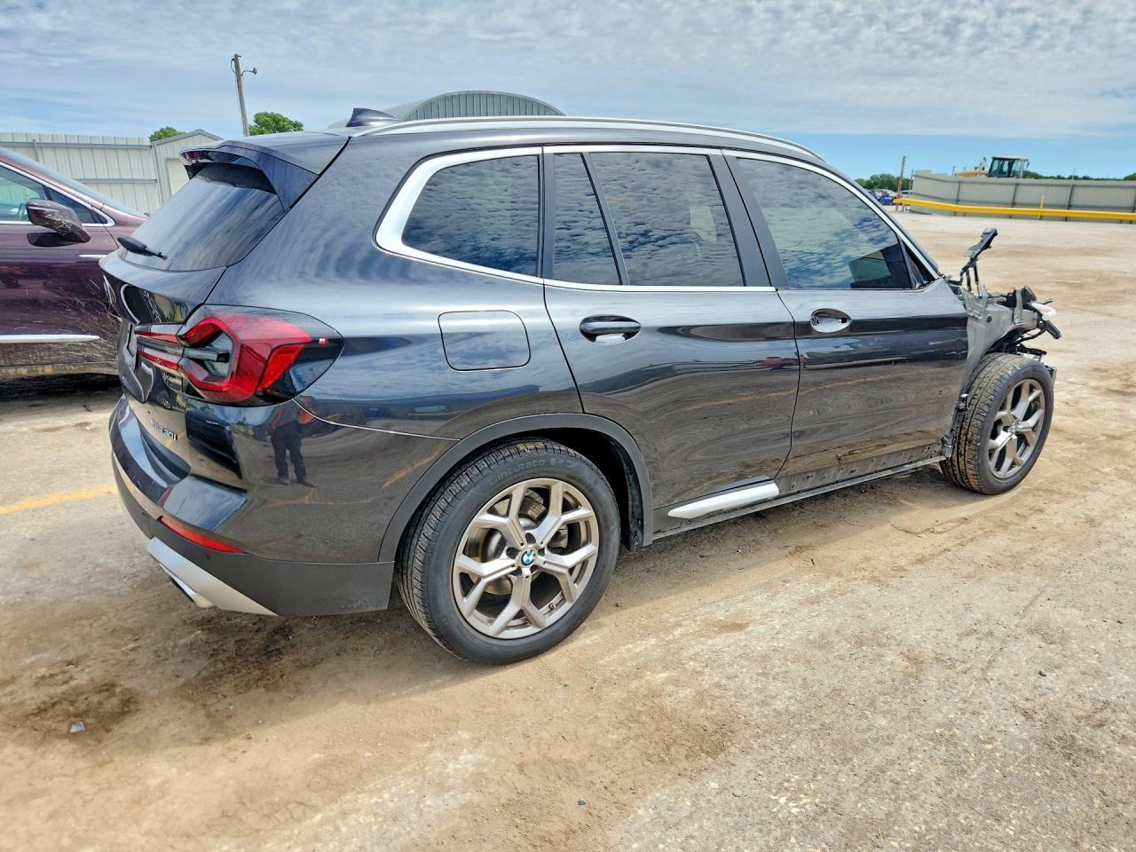 2022 BMW X3 xDrive30I - zdjęcie 3