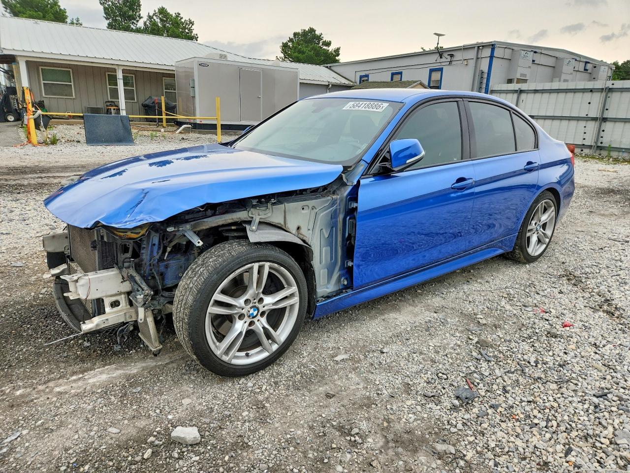 2013 BMW 328 I - zdjęcie główne