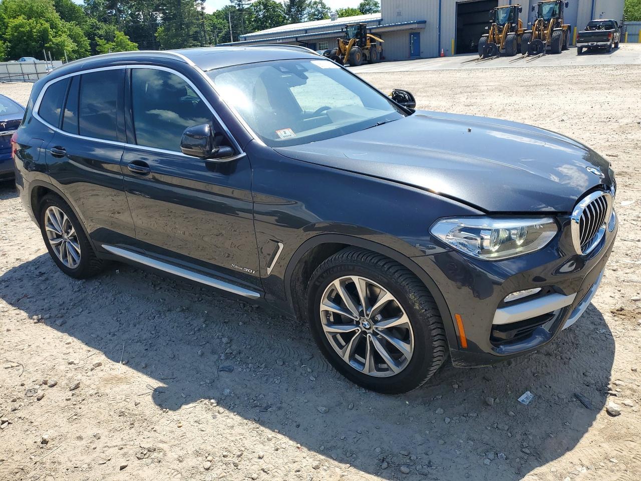 2018 BMW X3 xDrive30I - zdjęcie 4