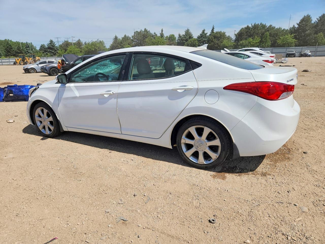 2013 Hyundai Elantra Limited - zdjęcie 2