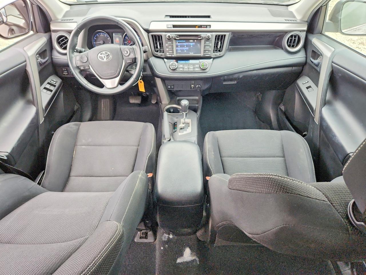 2017 Toyota Rav4 Xle - zdjęcie 8