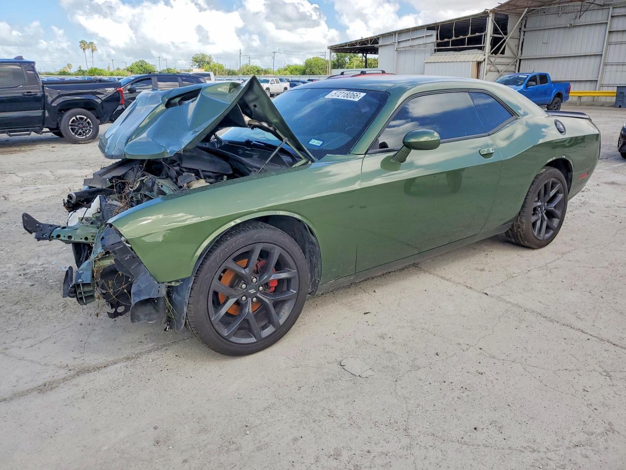 2022 Dodge Challenger Sxt - zdjęcie główne