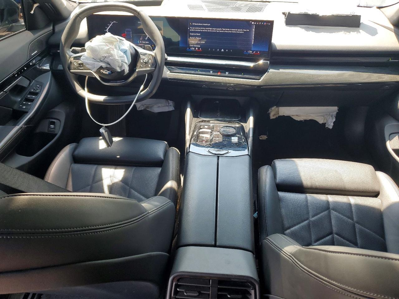 2024 BMW 530 I - zdjęcie 8