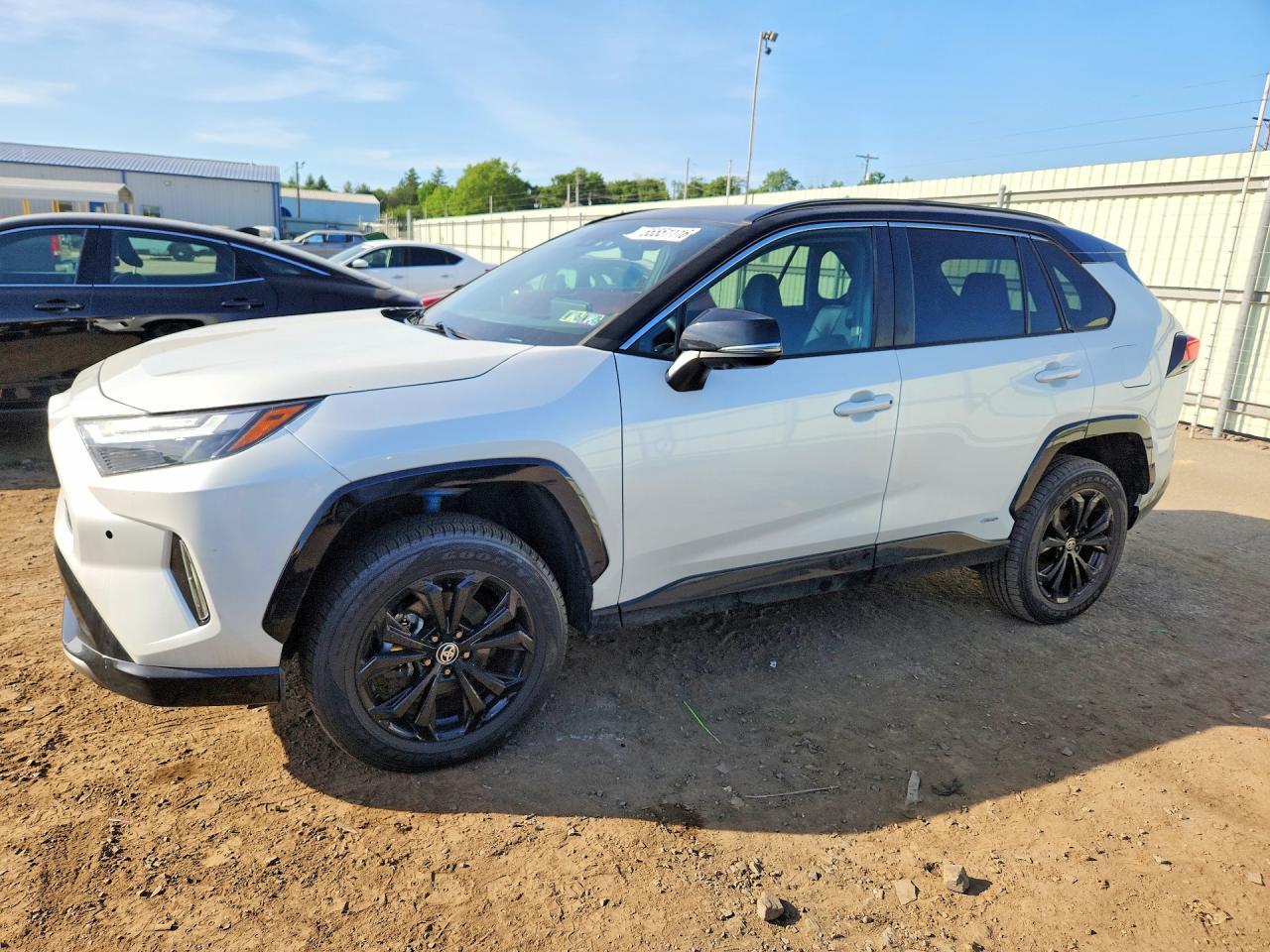 2023 Toyota Rav4 Xse - zdjęcie główne