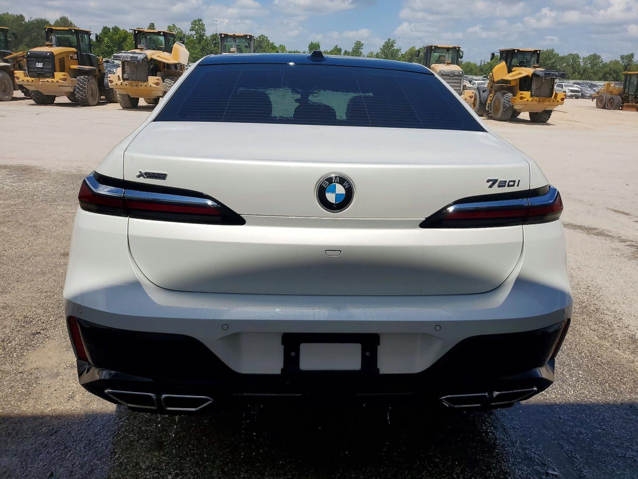 2023 BMW 760 Xi - zdjęcie 6