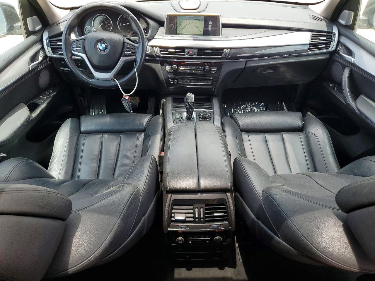 2015 BMW X5 xDrive50I - zdjęcie 8
