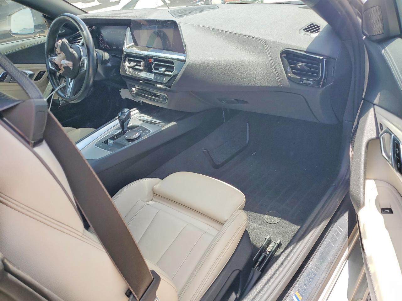 2021 BMW Z4 M40I - zdjęcie 10