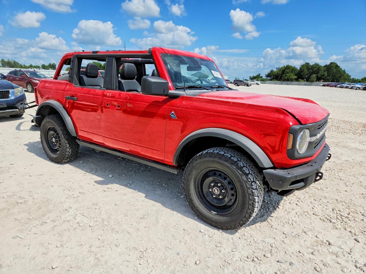 2022 Ford Bronco Base - zdjęcie 4
