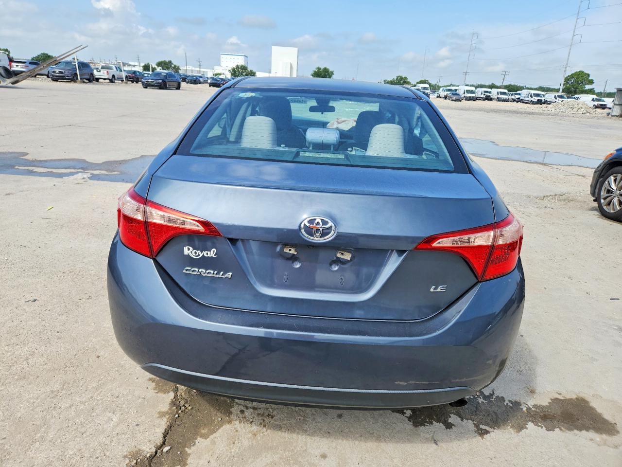 2017 Toyota Corolla Le - zdjęcie 11