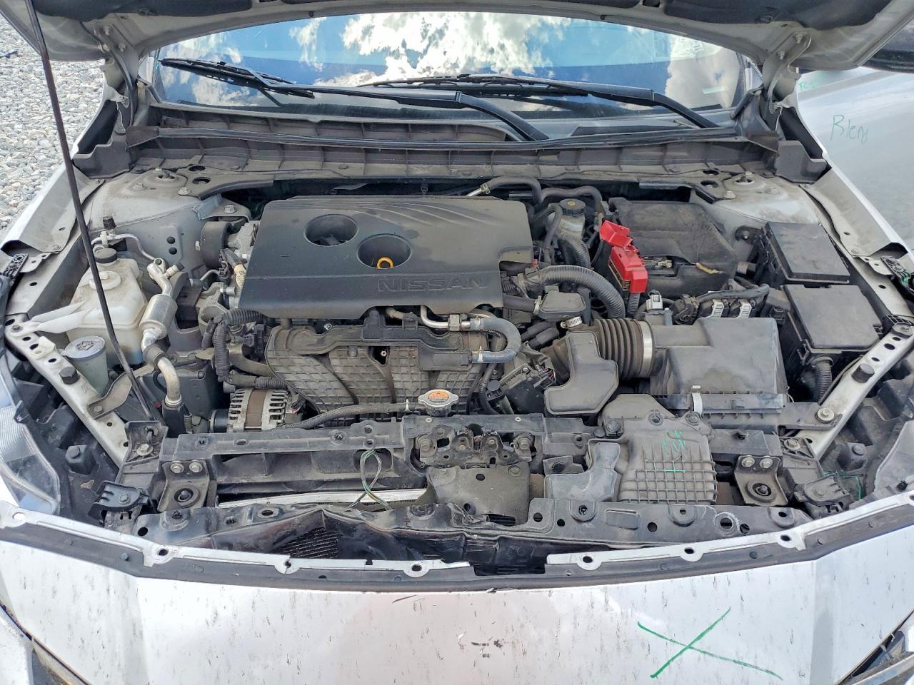 2019 Nissan Altima Sr - zdjęcie 11