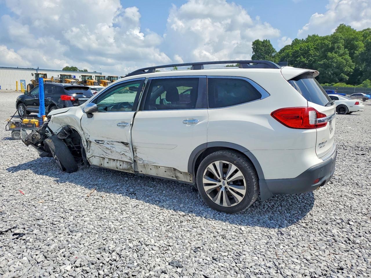 2019 Subaru Ascent Touring - zdjęcie 2