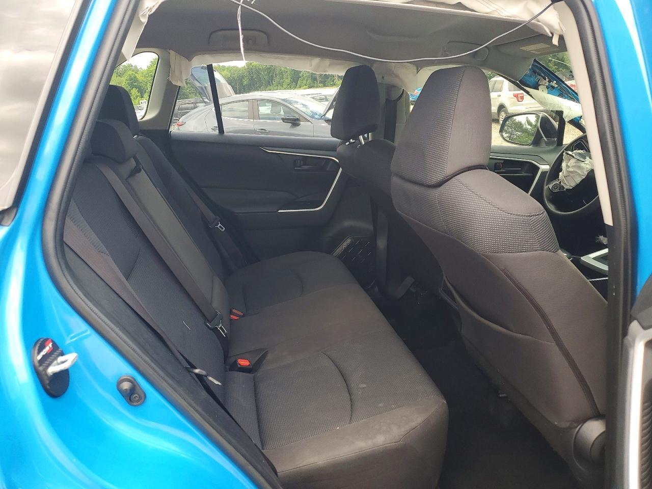 2019 Toyota Rav4 Le - zdjęcie 11