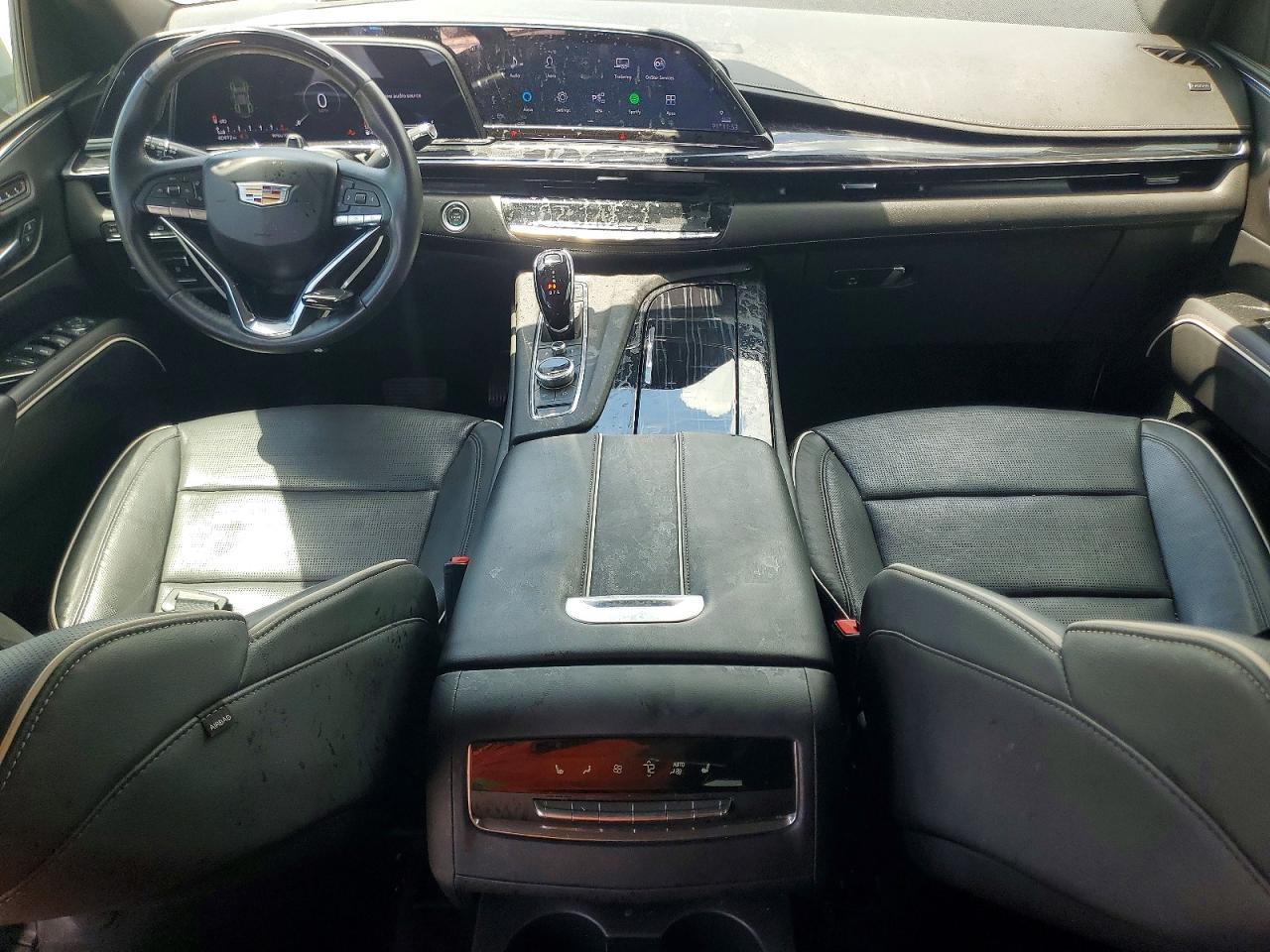2024 Cadillac Escalade Sport - zdjęcie 8