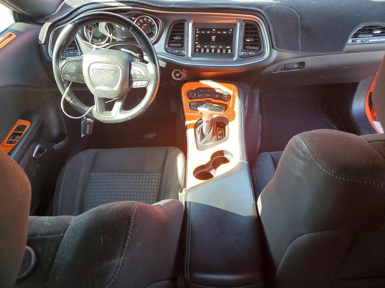 2021 Dodge Challenger Sxt - zdjęcie 8