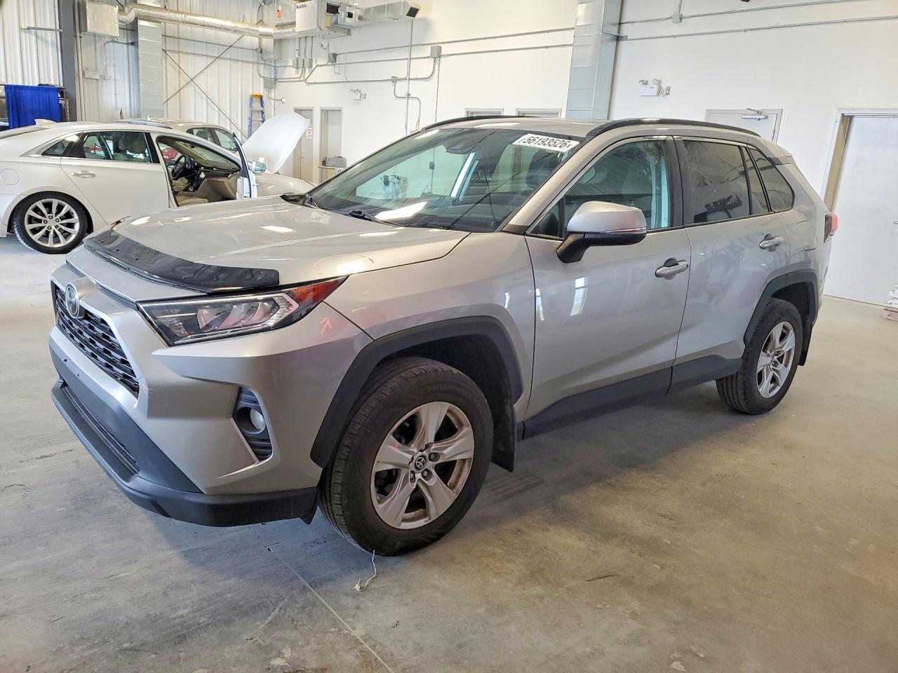 2021 Toyota Rav4 Xle - zdjęcie główne