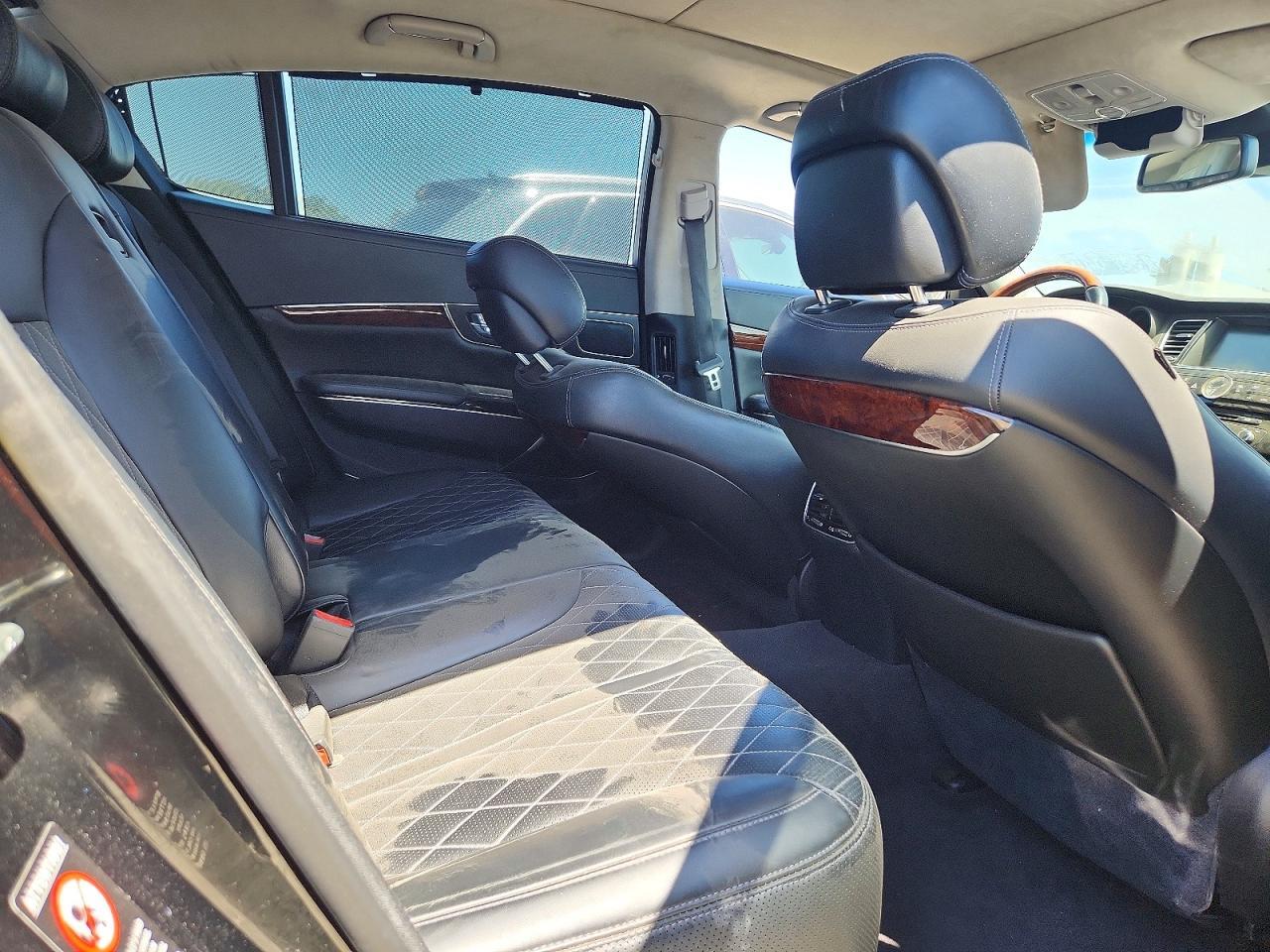 2016 Kia K900 Luxury V8 - zdjęcie 10