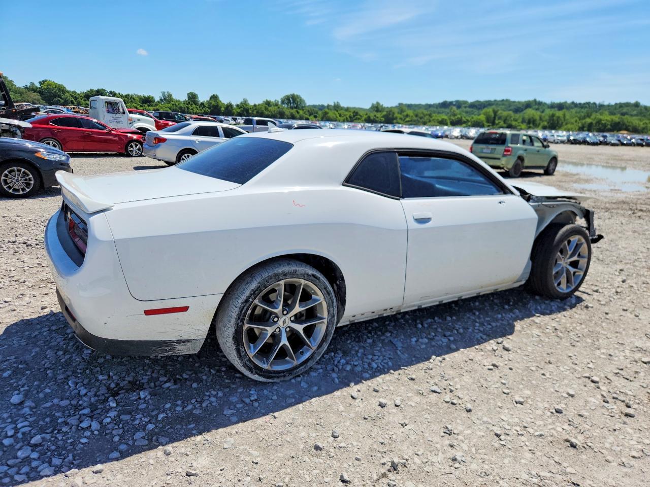 2021 Dodge Challenger Sxt - zdjęcie 3
