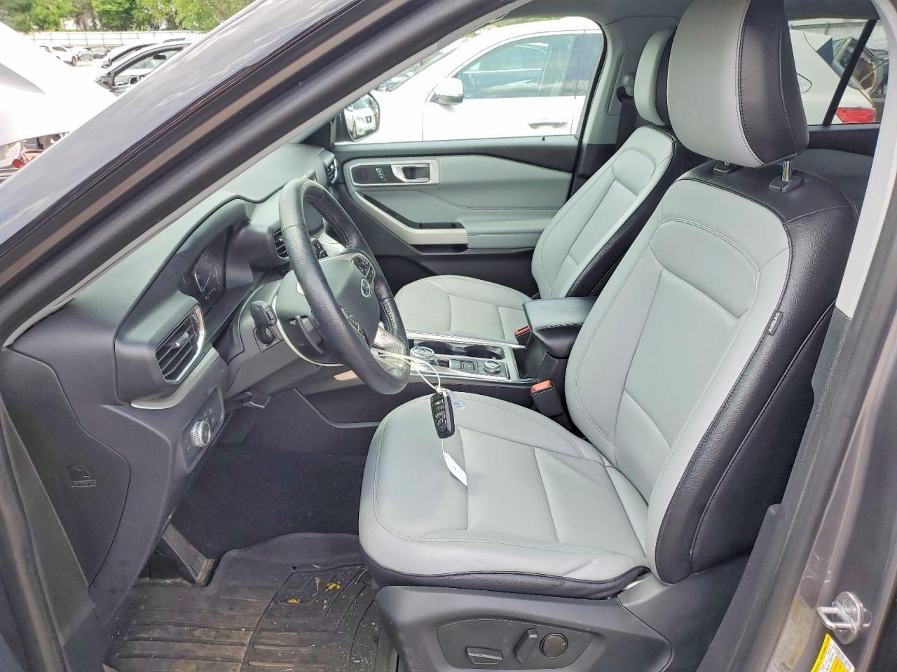 2021 Ford Explorer Xlt - zdjęcie 7