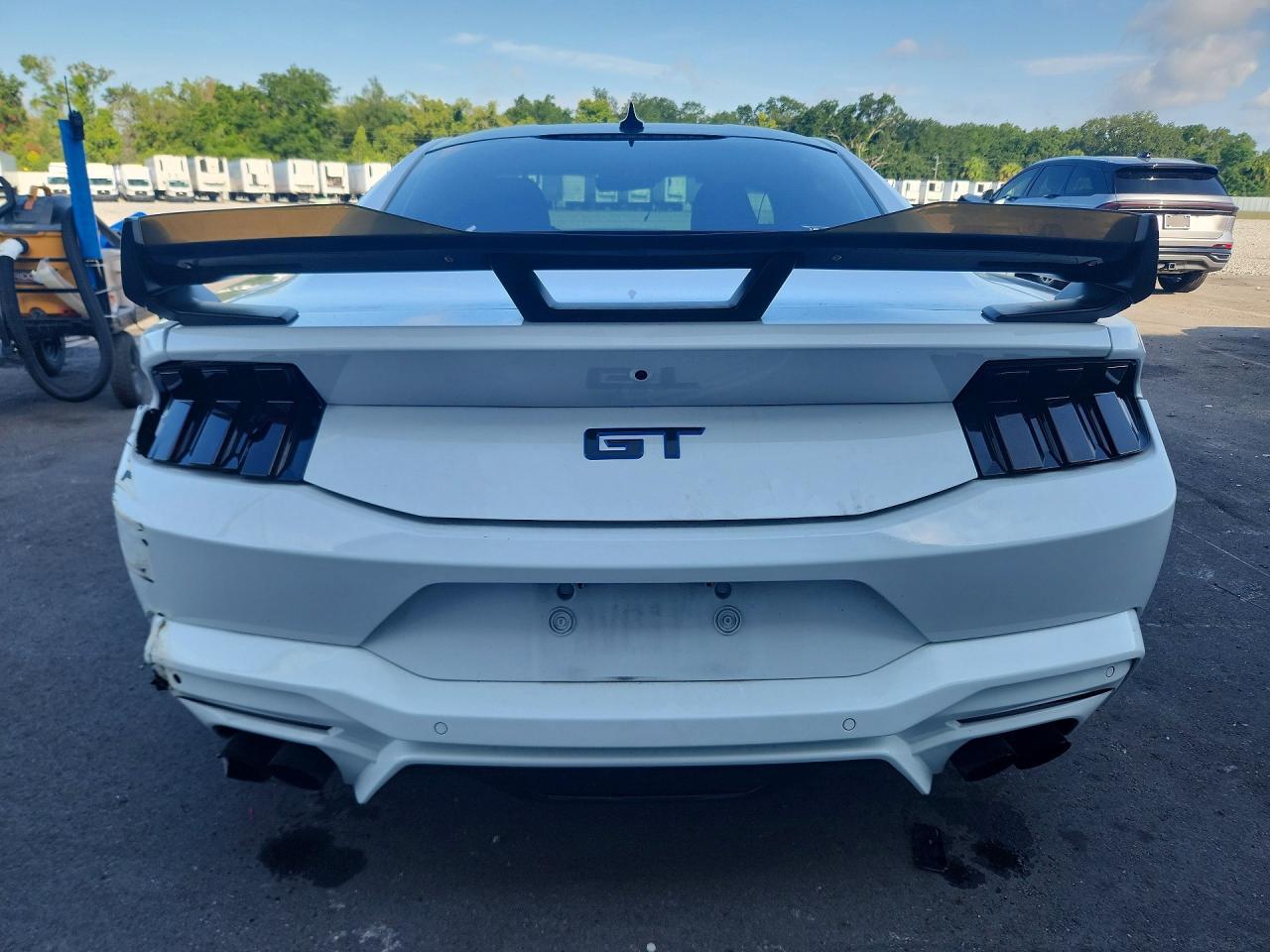 2024 Ford Mustang Gt - zdjęcie 6