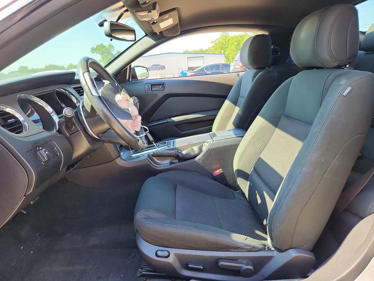 2014 Ford Mustang - zdjęcie 7