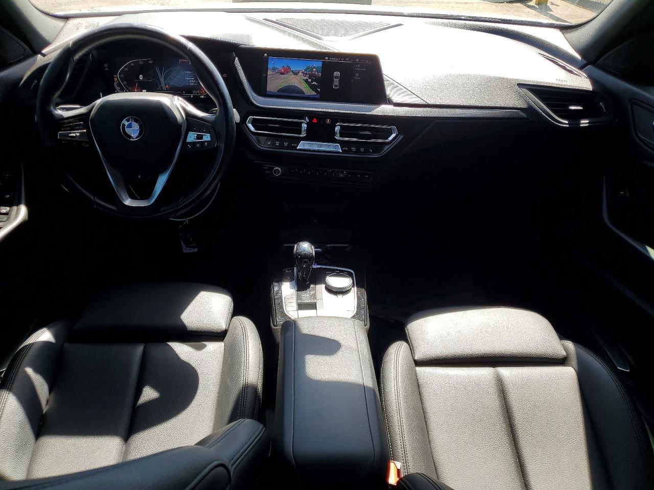 2022 BMW 228Xi - zdjęcie 8