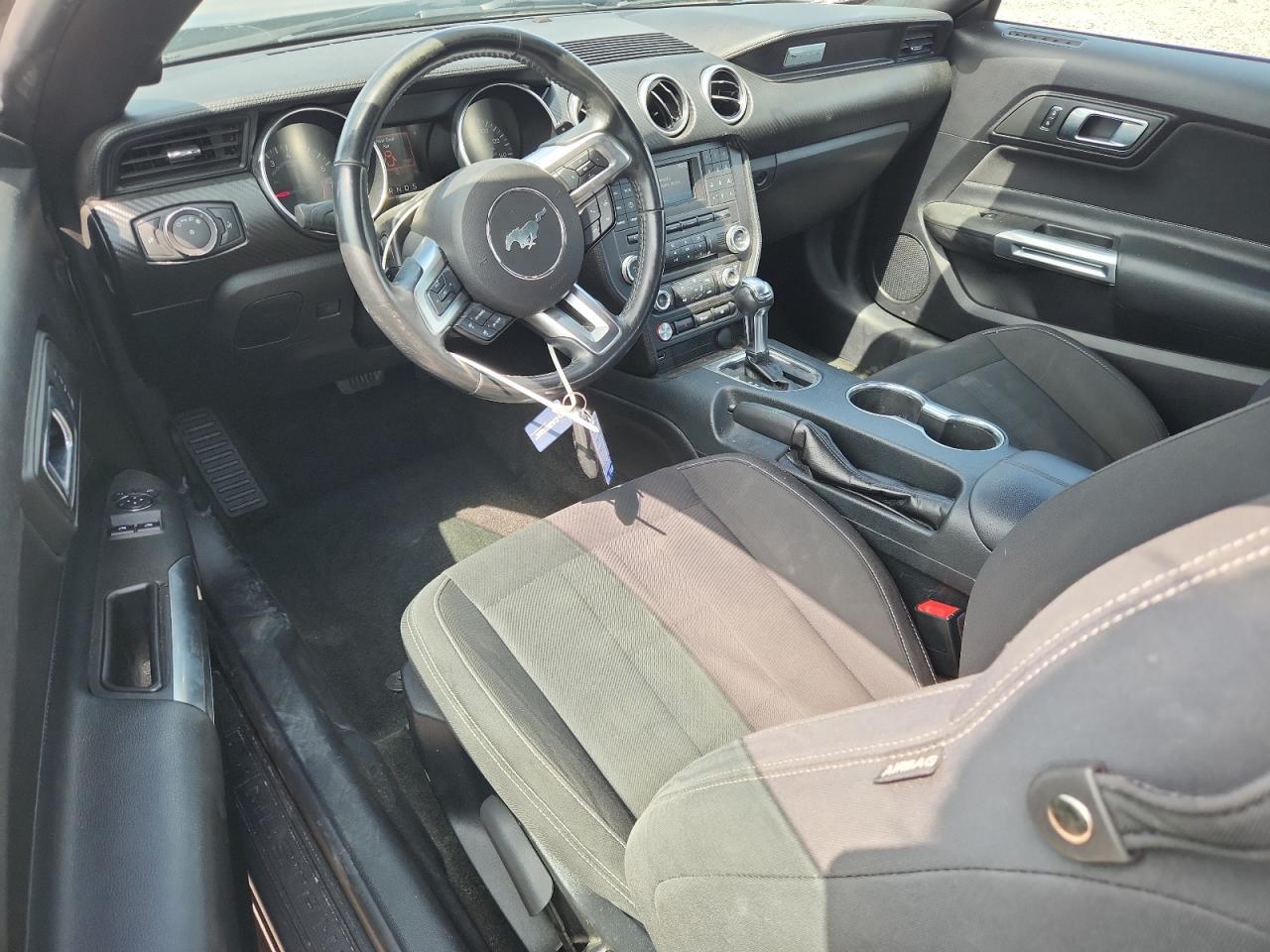 2018 Ford Mustang - zdjęcie 8