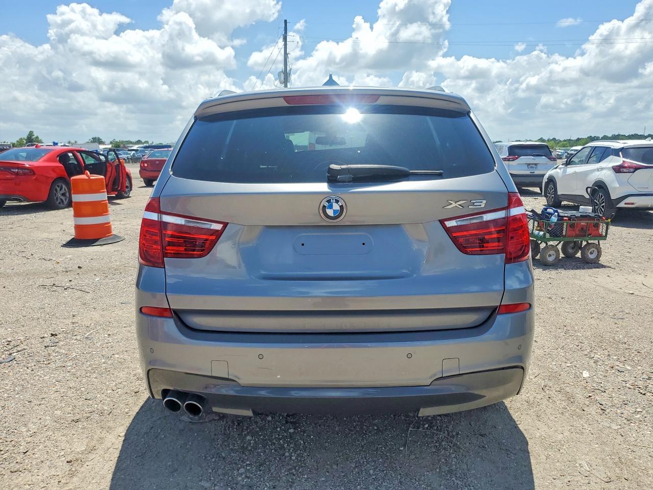 2016 BMW X3 xDrive28I - zdjęcie 6