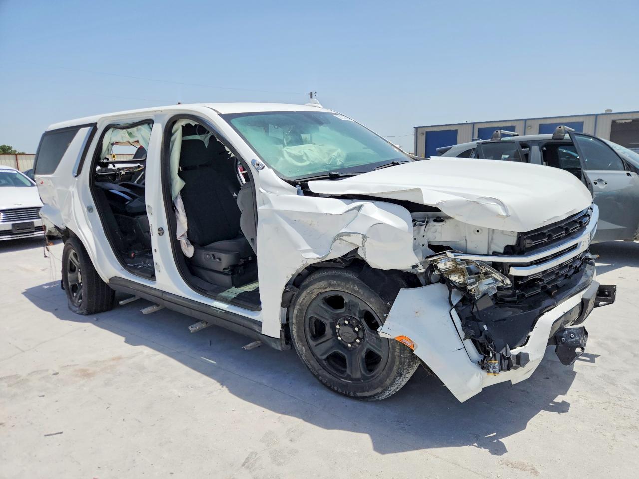 2021 Chevrolet Tahoe C1500 - zdjęcie 4