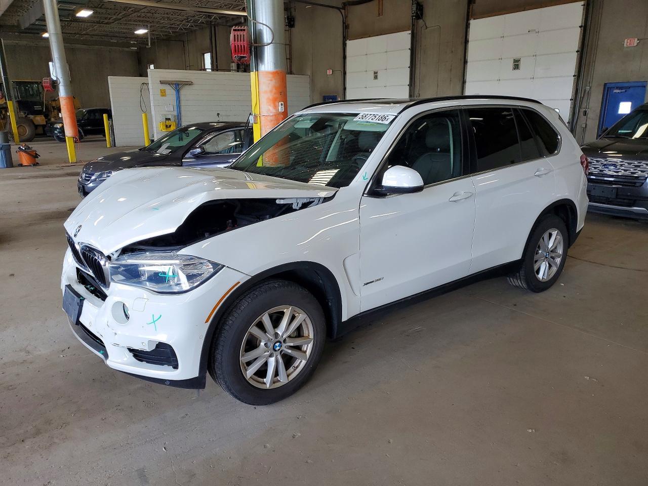 2015 BMW X5 xDrive35I - zdjęcie główne