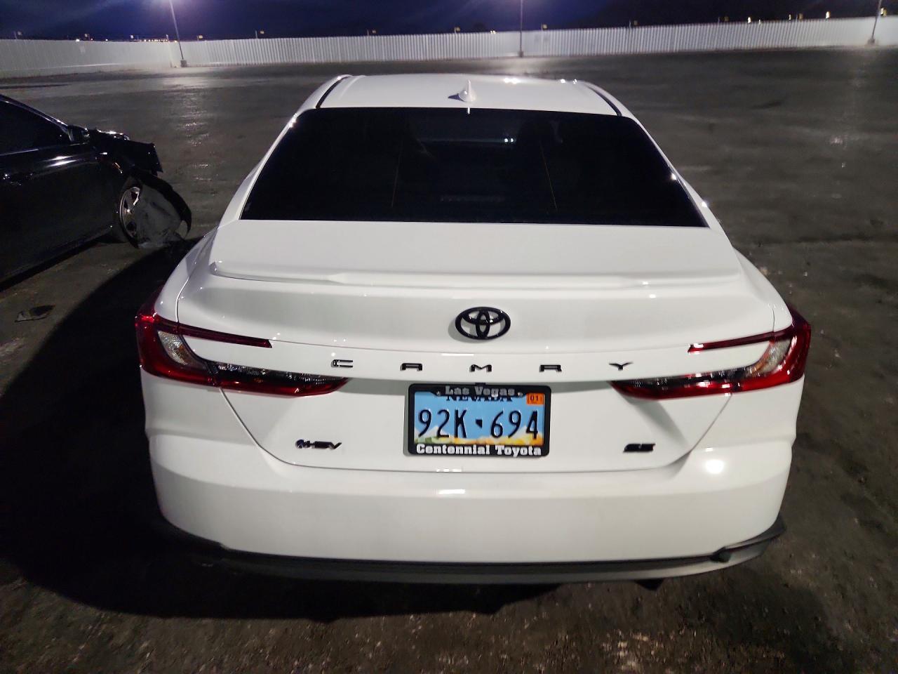 2026 Toyota Camry - zdjęcie 6
