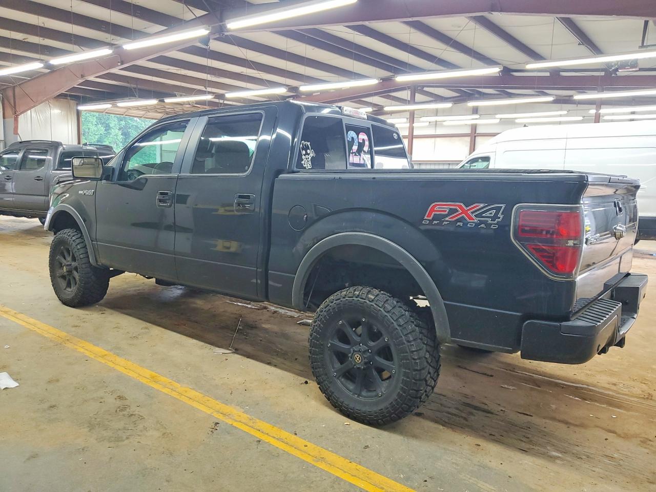 2013 Ford F150 Supercrew - zdjęcie 2