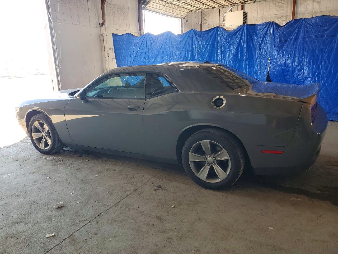 2019 Dodge Challenger Sxt - zdjęcie 2