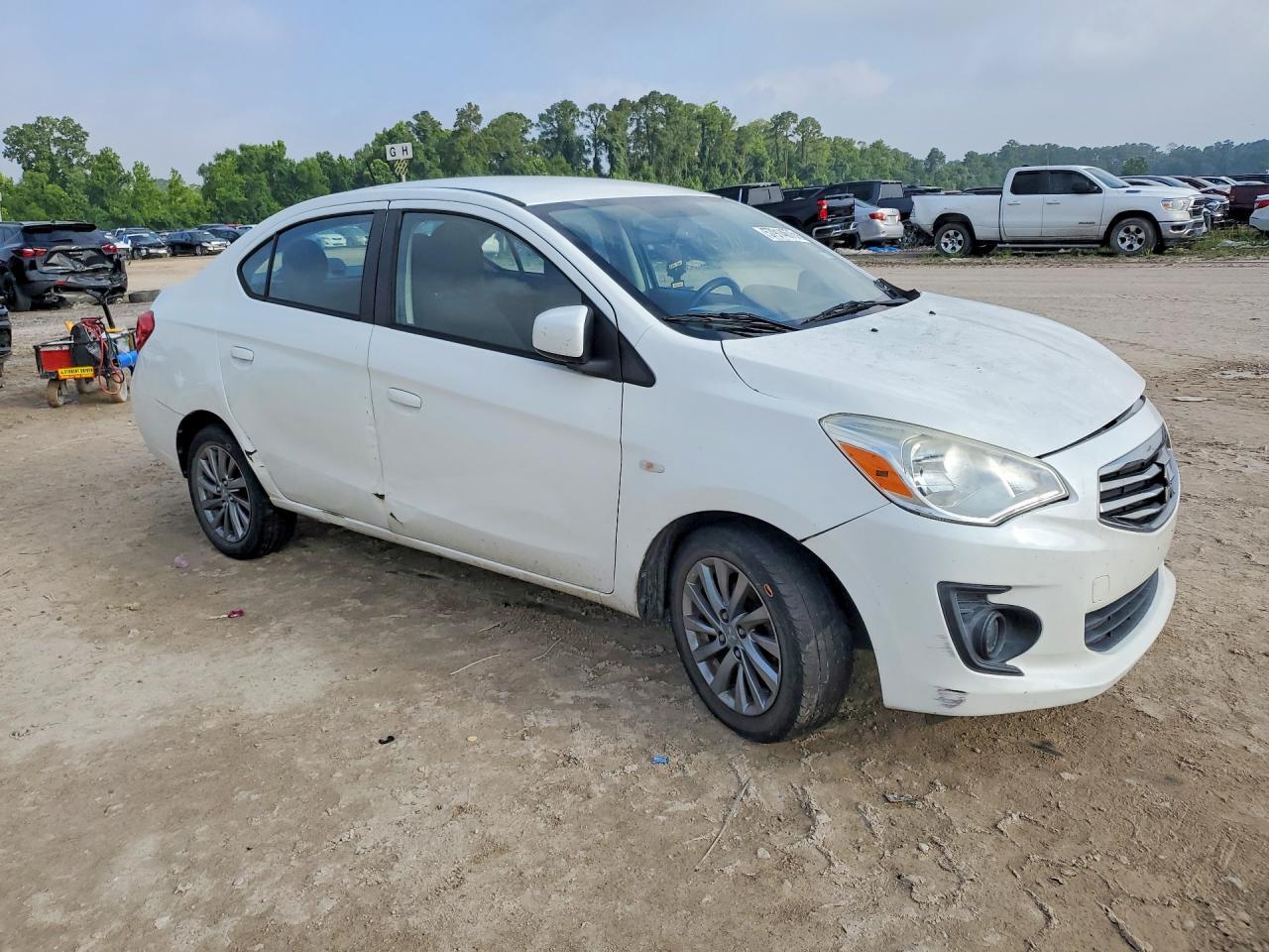 2017 Mitsubishi Mirage G4 Es - zdjęcie 4