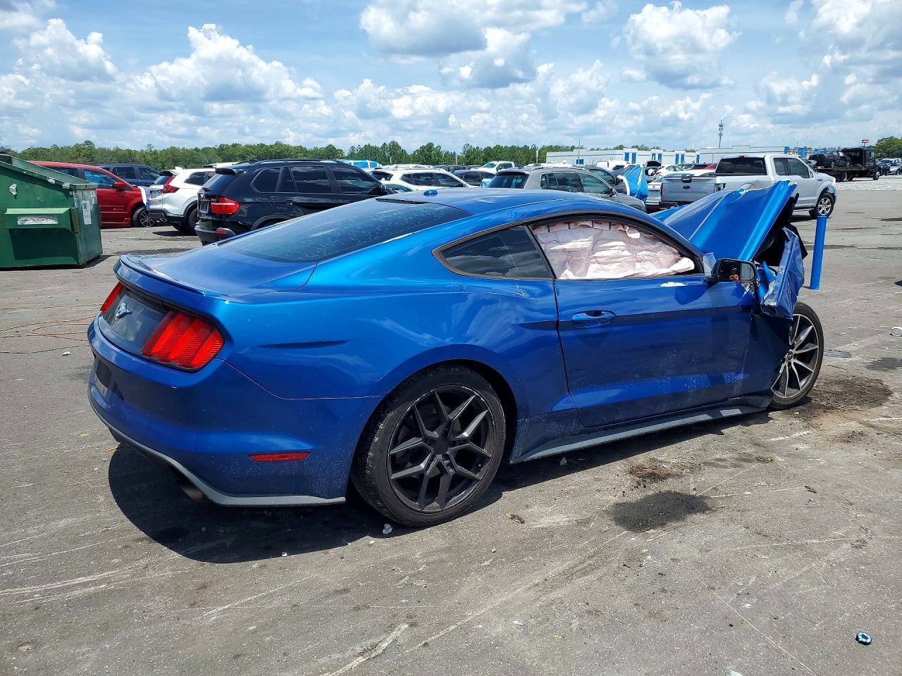 2017 Ford Mustang - zdjęcie 3