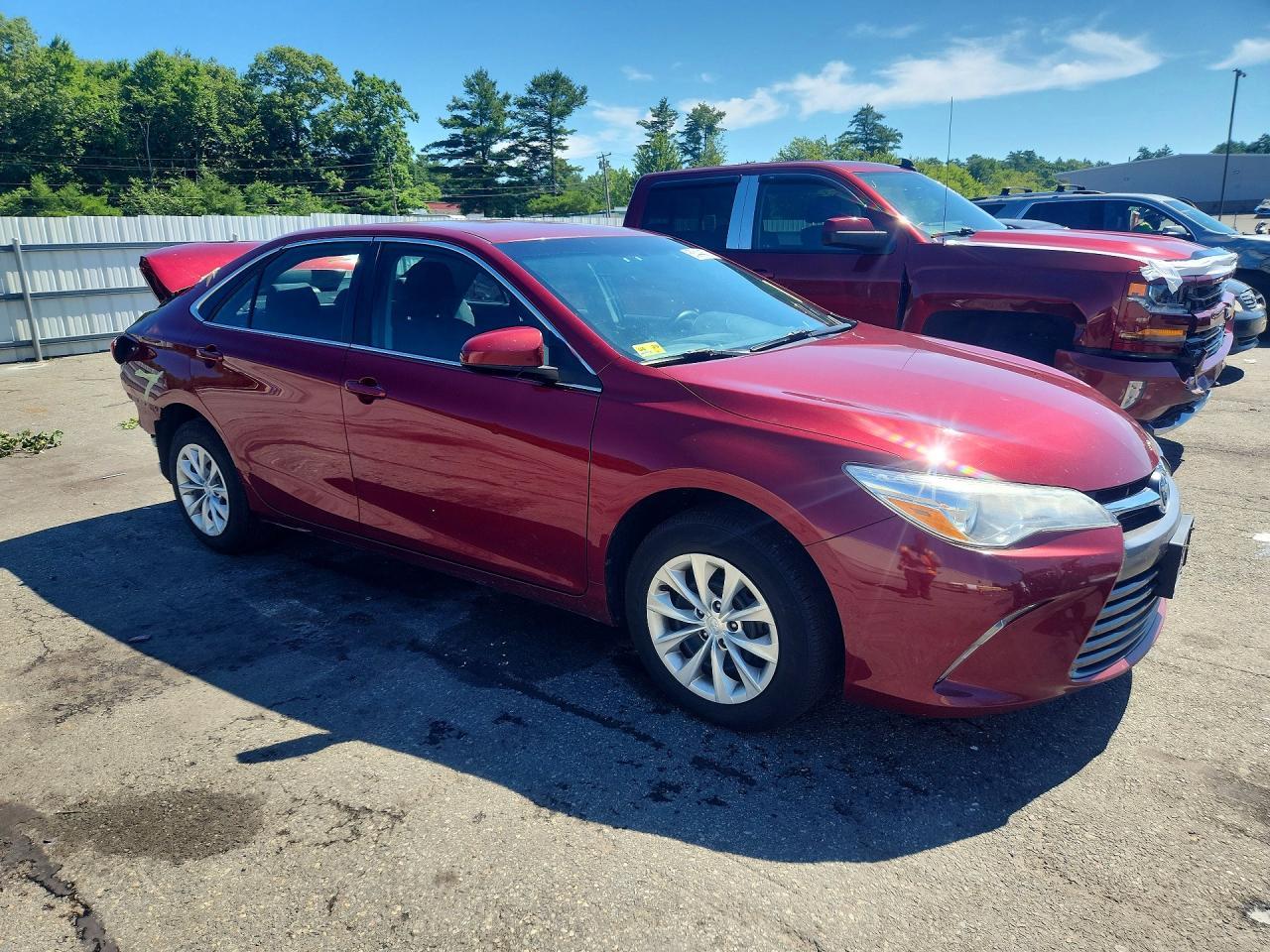 2017 Toyota Camry Le - zdjęcie 4