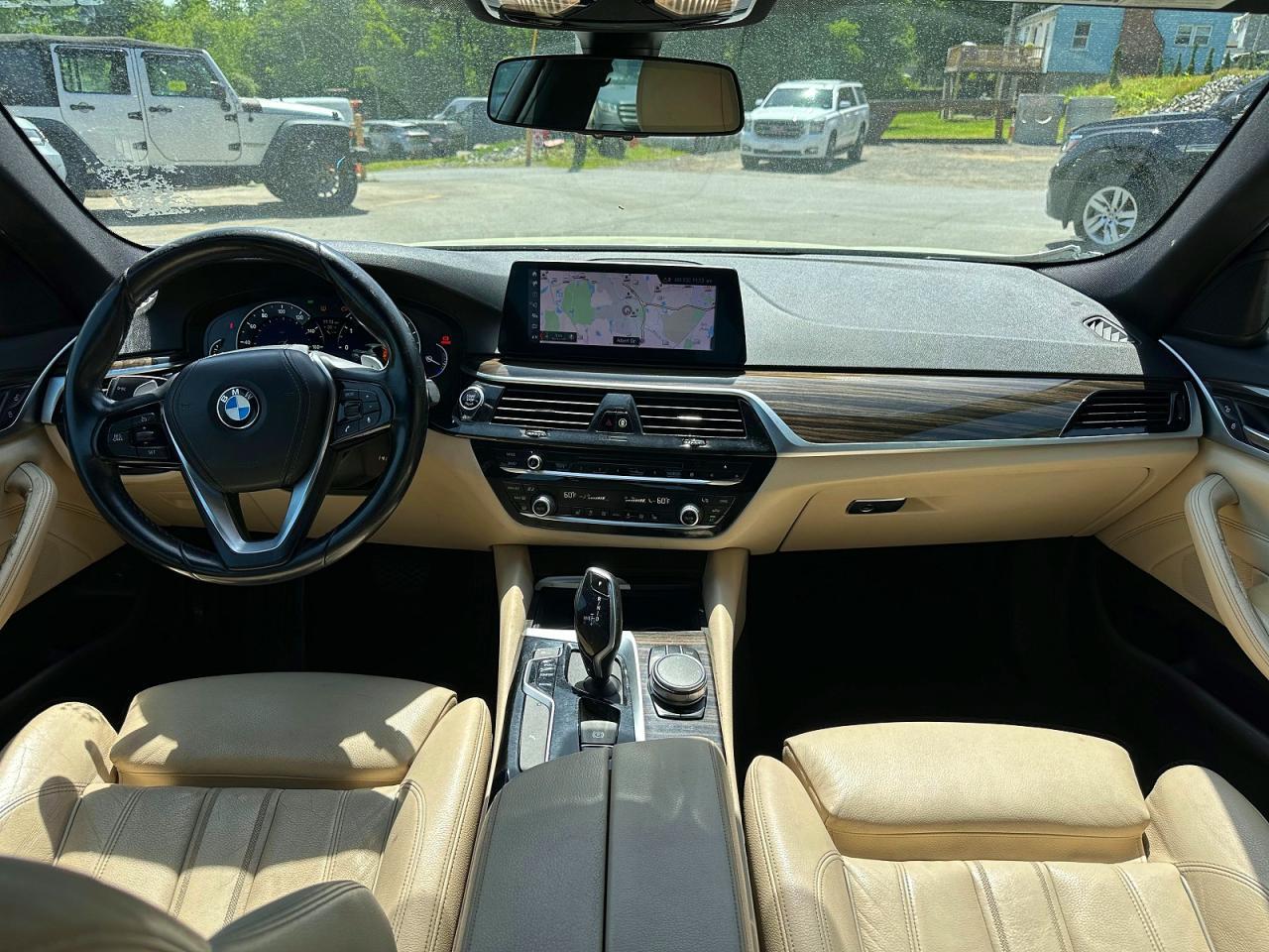 2019 BMW 530 I - zdjęcie 6
