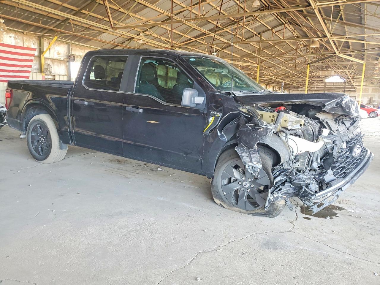 2025 Ford F150 Stx - zdjęcie 4