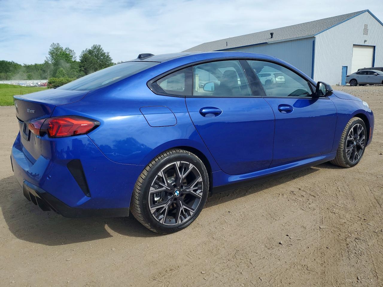 2026 BMW 228Xi - zdjęcie 3