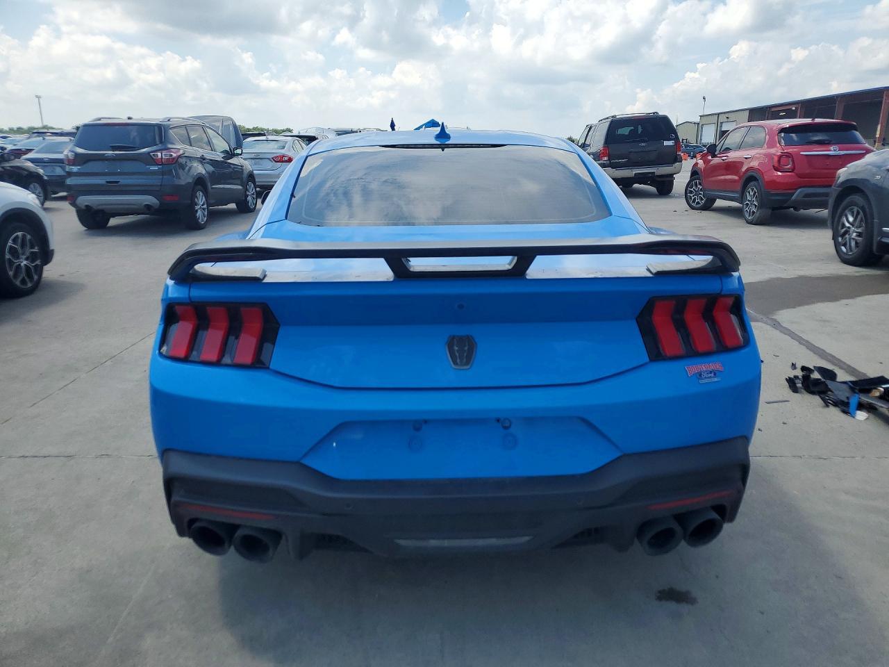 2024 Ford Mustang Dark Horse - zdjęcie 6