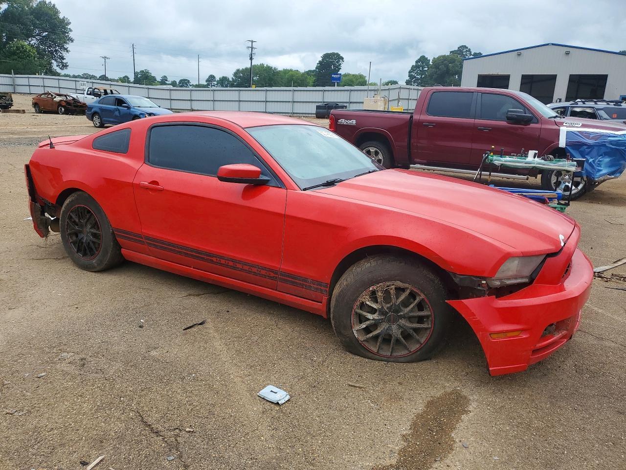 2013 Ford Mustang - zdjęcie 4