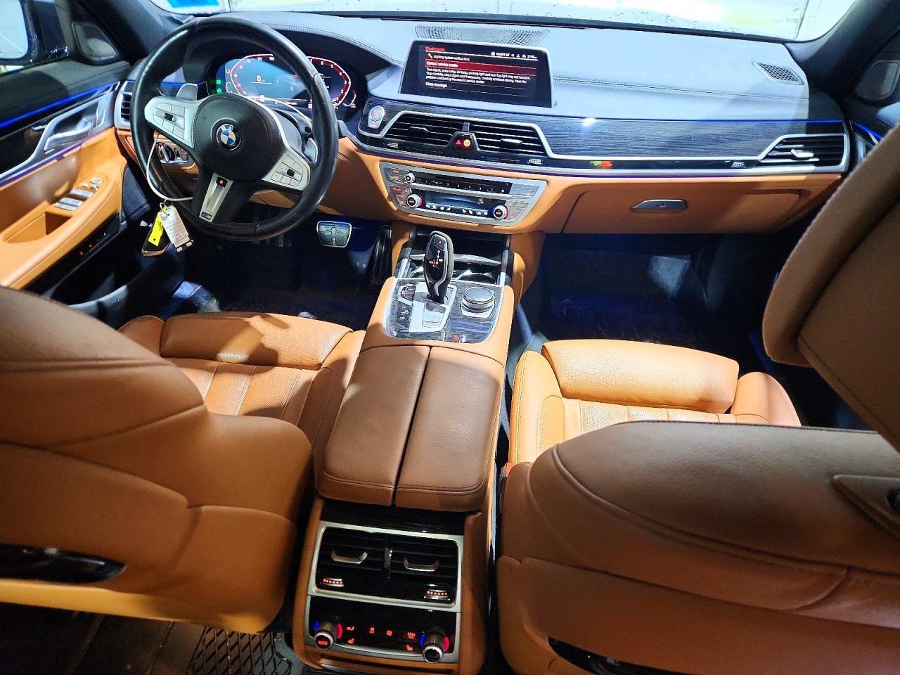 2020 BMW Seria 7 740i - zdjęcie 8