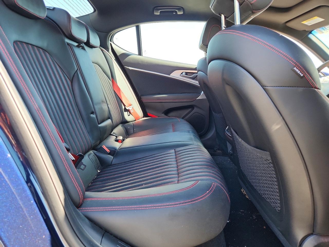 2023 Genesis G70 2.0T - zdjęcie 10
