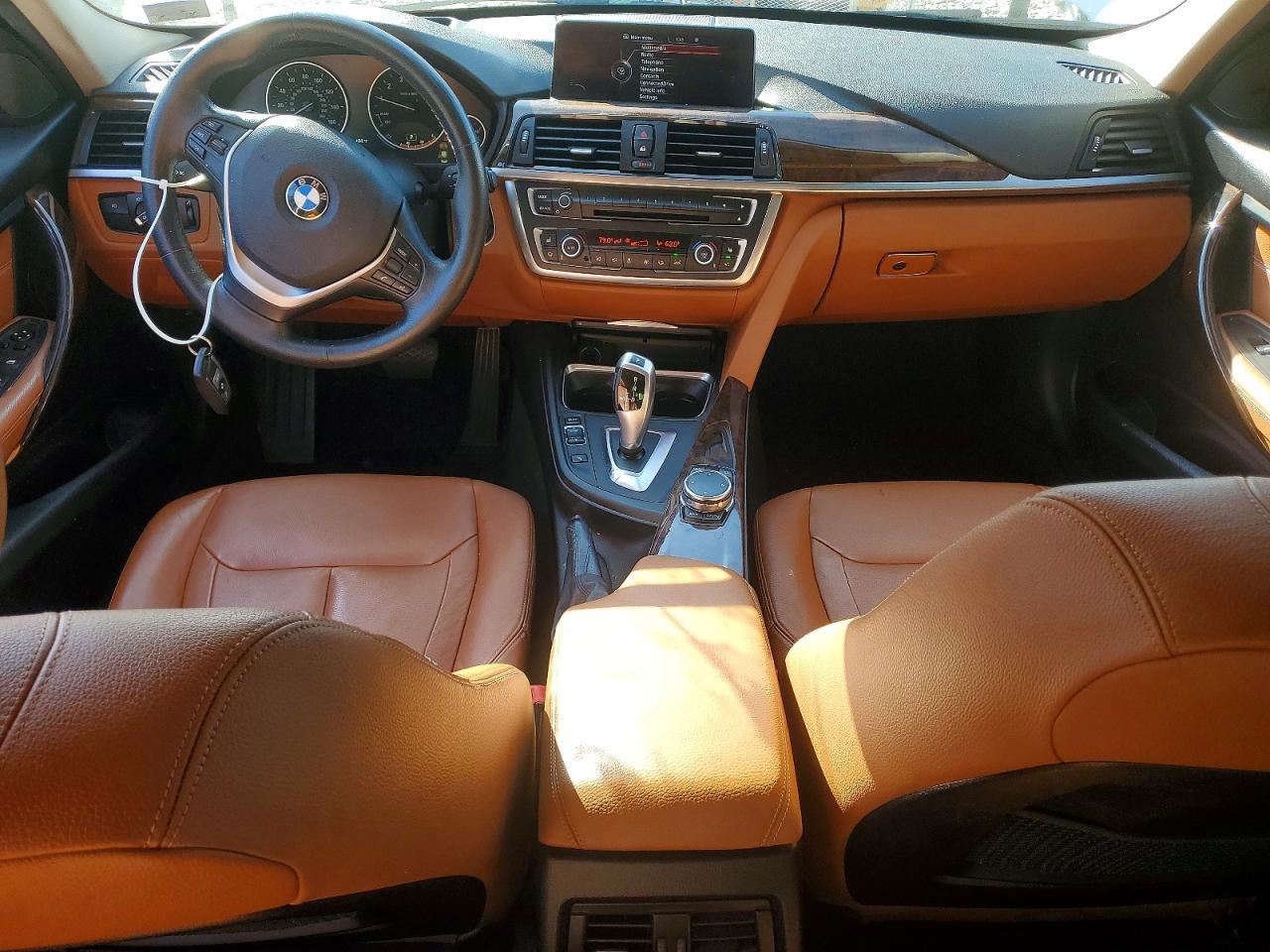 2015 BMW Seria 3 328i - zdjęcie 8