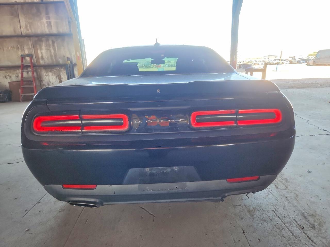 2017 Dodge Challenger Sxt - zdjęcie 6