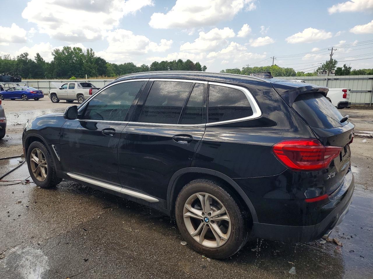 2019 BMW X3 Sdrive30I - zdjęcie 2