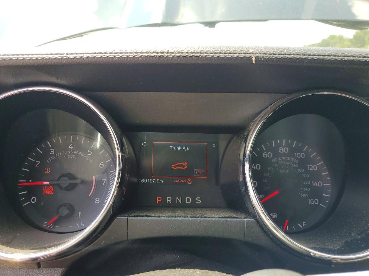 2015 Ford Mustang - zdjęcie 9