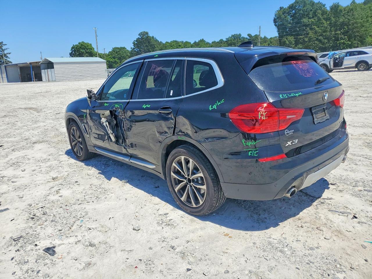 2019 BMW X3 xDrive30I - zdjęcie 2