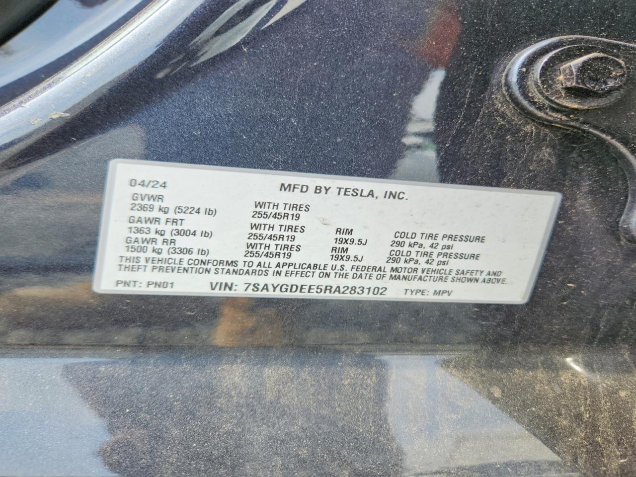 2024 Tesla Model Y - zdjęcie 12