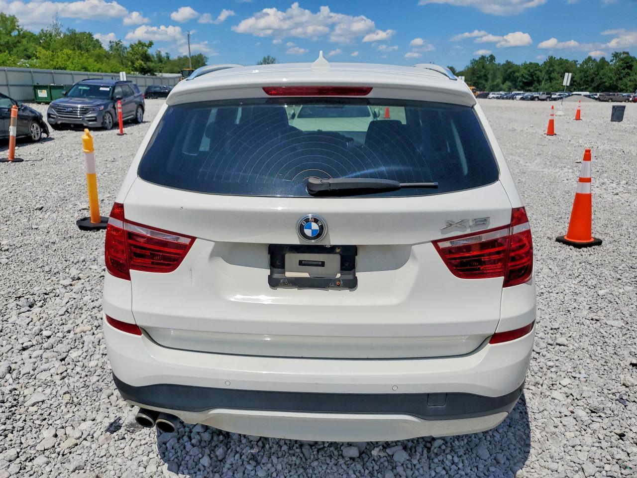 2015 BMW X3 xDrive28I - zdjęcie 6