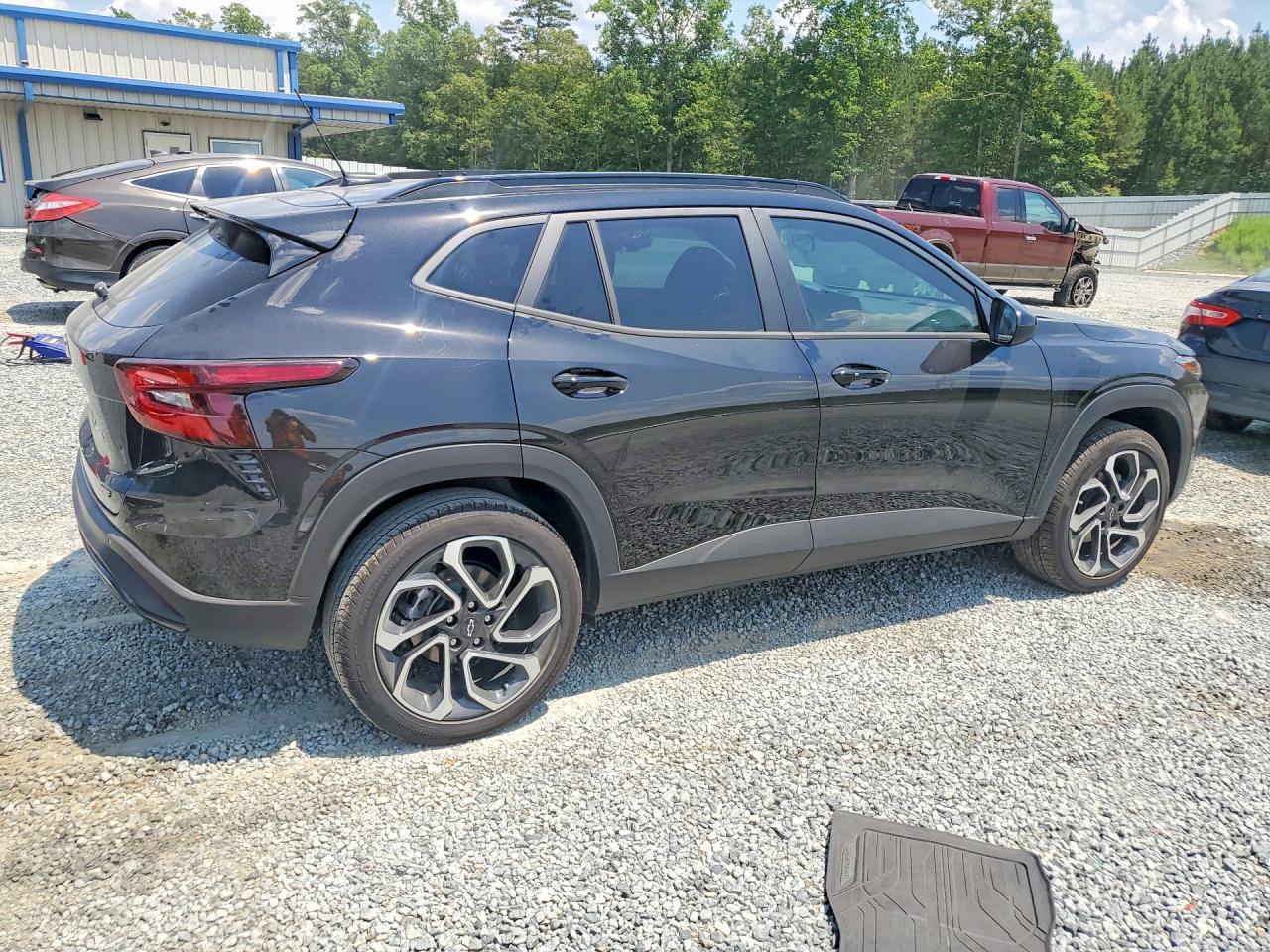 2026 Chevrolet Trax 2Rs - zdjęcie 3